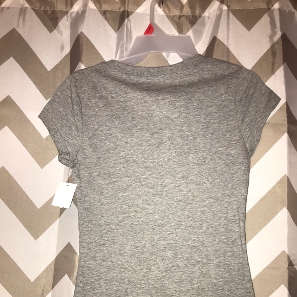 Adorable cactus shirt 🌵☺️ - Picture 5 of 6